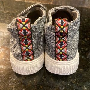 Hey dude. Youth size 3